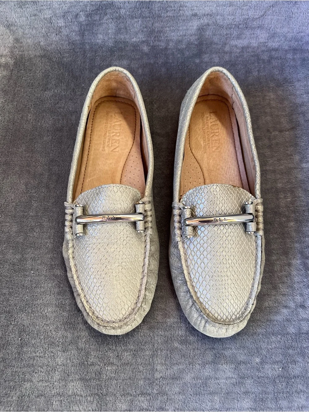 Lauren Ralph Lauren Caliana Snake Embossed Loafers Sz 6 B Leather Silver Soft
